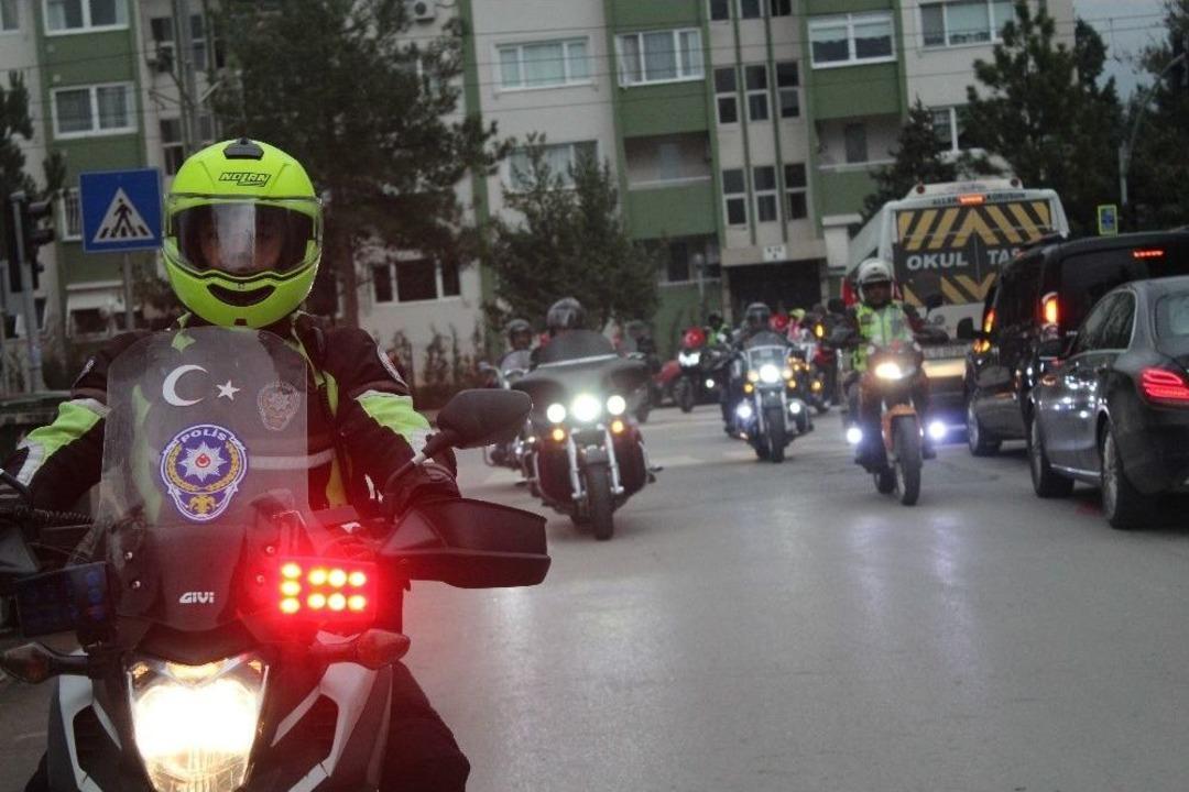Motosiklet Tutkunları, Motorlarını Afrin İ&ccedil;in S&uuml;rd&uuml;ler