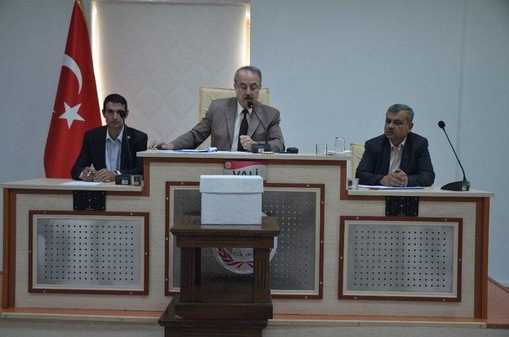 50 Üyenin 42’inin Oyunu Alarak Encümen Üyesi Seçildi G3