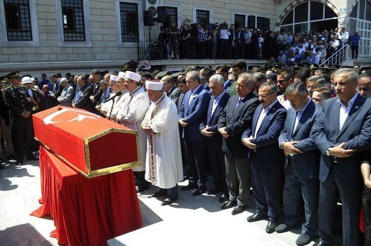 Şırnak Şehidi Sedat Mekan, Son Yolculuğuna Uğurlandı G1