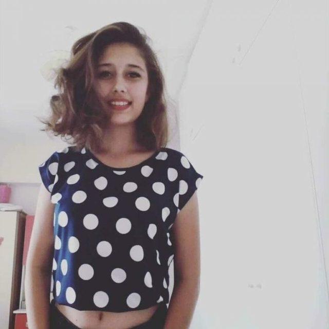 Yıldırım Düşmesi Sonucu Yaralanan Genç Kızın Tedavisi Devam Ediyor 1