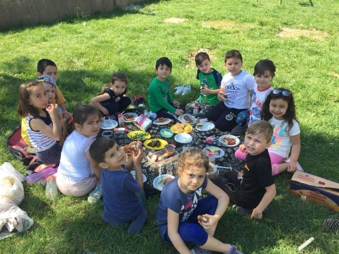 Kaynarca&rsquo;da Anaokul &Ouml;ğrencileri Fidan Dikti