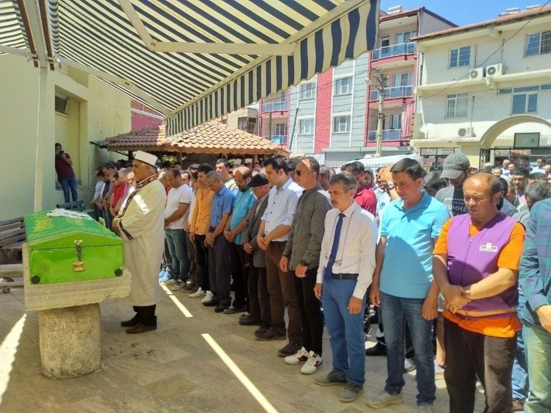 Kazada &Ouml;len Amat&ouml;r Futbolcu Toprağa Verildi