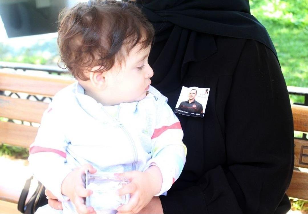 Şehit İtfaiyeci Son Yolculuğuna Uğurlandı