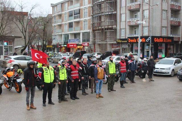 Saraylı Motosikletçiler Afrin Şehitlerini Andı