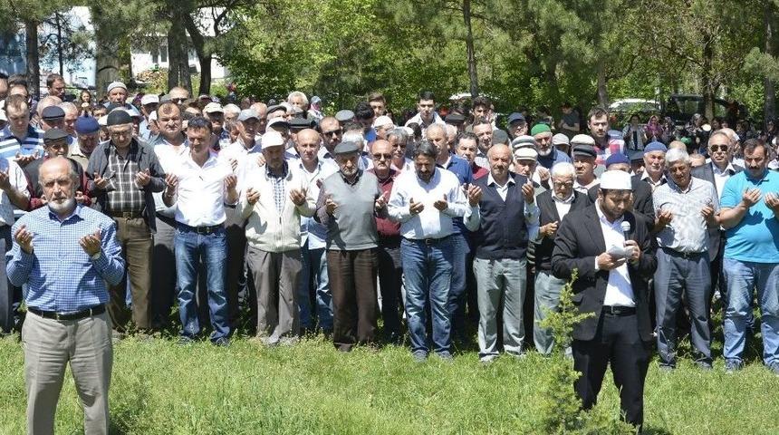 Saray&ouml;ren Ve Ayvalı&rsquo;da Yağmur Duası