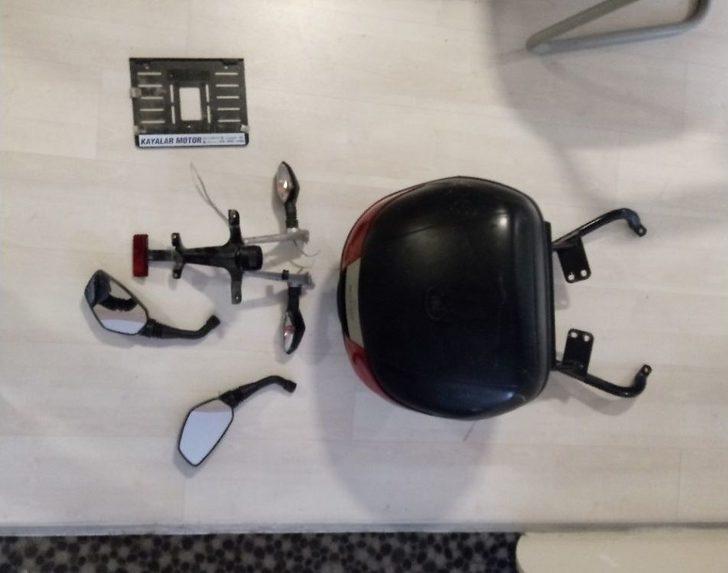 (özel) Vatandaşların Gözü Önünde 20 Saniyede Motosikleti Böyle Çaldılar G3