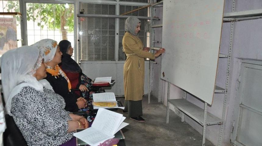Kadınlar Talep Etti, Belediye Kurs A&ccedil;tı
