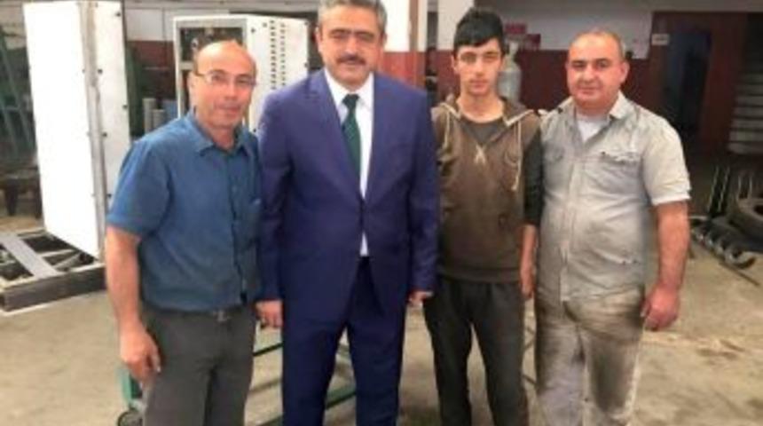 Başkan Alıcık, 1 Mayıs Emek Ve Dayanışma G&uuml;n&uuml;&rsquo;n&uuml; Kutladı