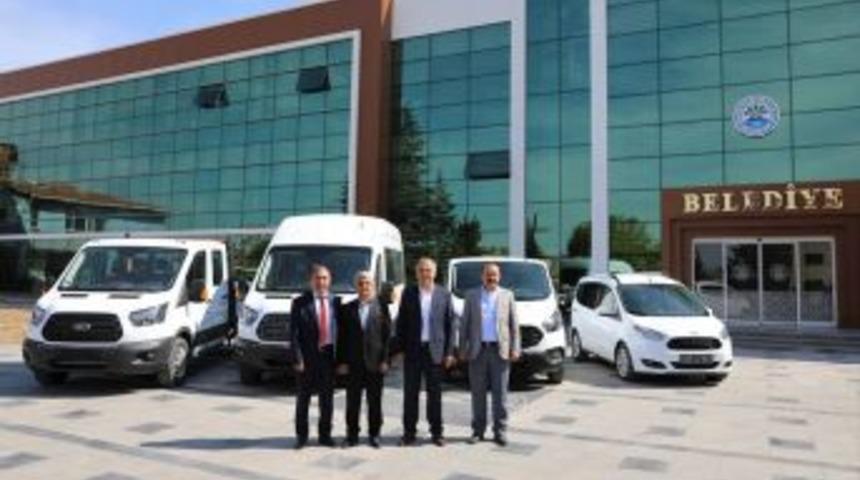 Suluova Belediyesine 4 Yeni Ara&ccedil;