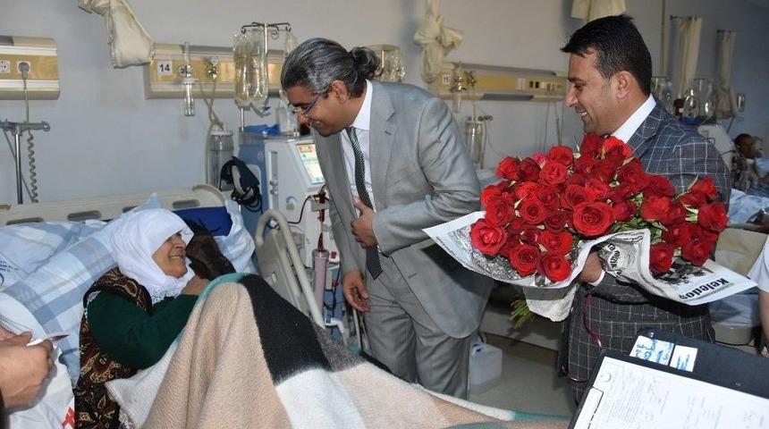 Başhekim Parlak&rsquo;tan Hastalara &lsquo;kandil&rsquo; Ziyareti