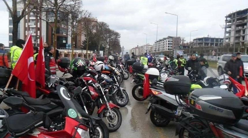 Motorlarını Şehitler İ&ccedil;in S&uuml;rd&uuml;ler