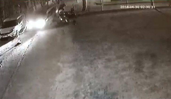 Otomobille Çarpışan Motosiklet Sürücüsü Hayatını Kaybetti G4