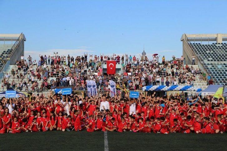 Büyükçekmece Belediyesi Yaz Spor Okulları Görkemli Bir Törenle Açıldı G5