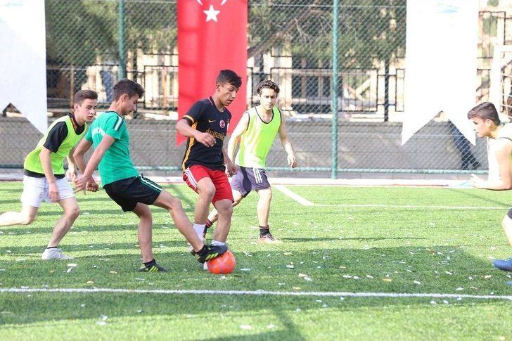 Pamukkale Belediyesi İle Tügva Halı Saha Turnuvası Başlattı G5