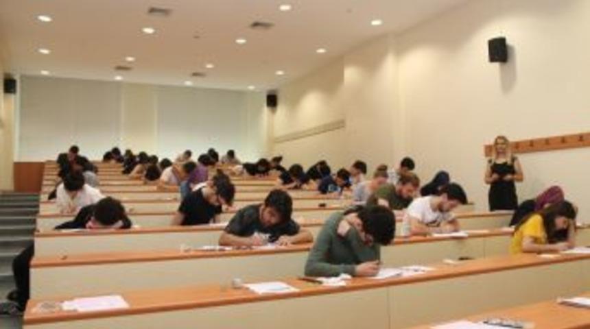 İhlas Kolejinin Tyt-ayt Provası Ger&ccedil;eğini Aratmadı