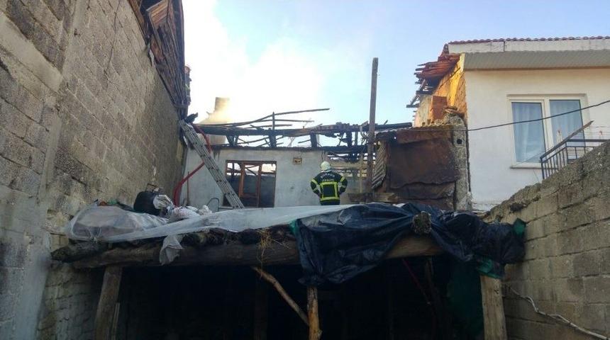 Burdur&rsquo;da Yangın Paniği