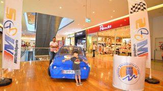 Mucit Gençler Doğa Dostu Otomobillerini Tanıttı