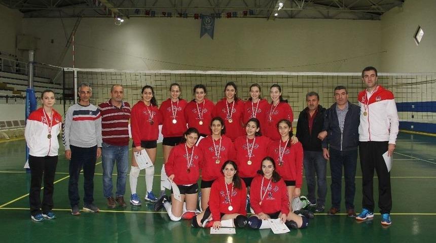 Okul Sporları Voleybol Gen&ccedil;ler Grup Birinciliği Sona Erdi