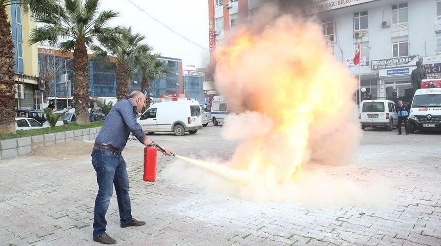 &Ccedil;iğli&rsquo;de Yangın Tatbikatı