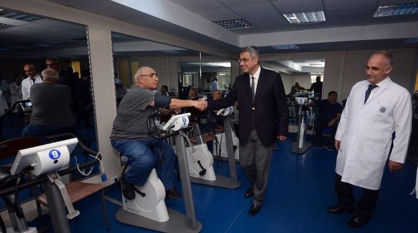 Siyami Ersek Hastanesi&rsquo;nde Ven&ouml;z Hastalıkları Ve Sigara Bırakma Polikliniği A&ccedil;ıldı