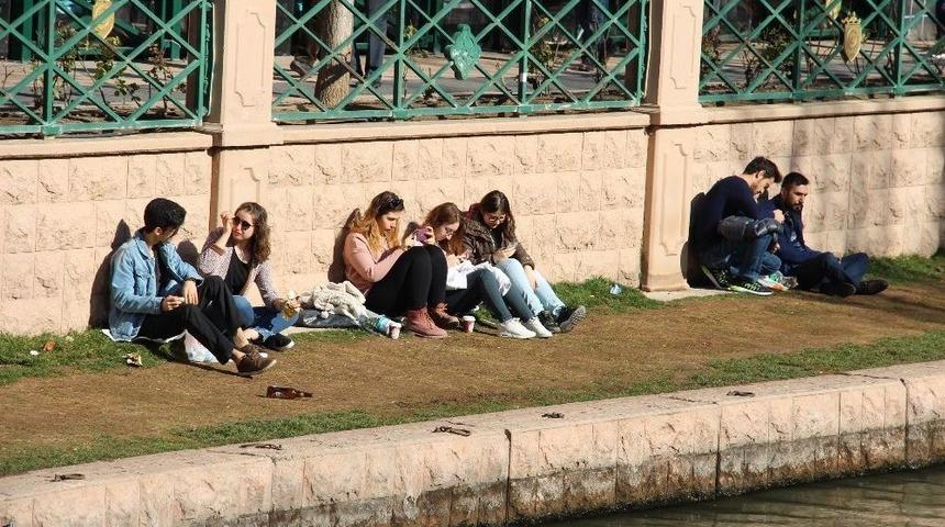 Porsuk&rsquo;ta Bahardan Kalma G&ouml;r&uuml;nt&uuml;ler