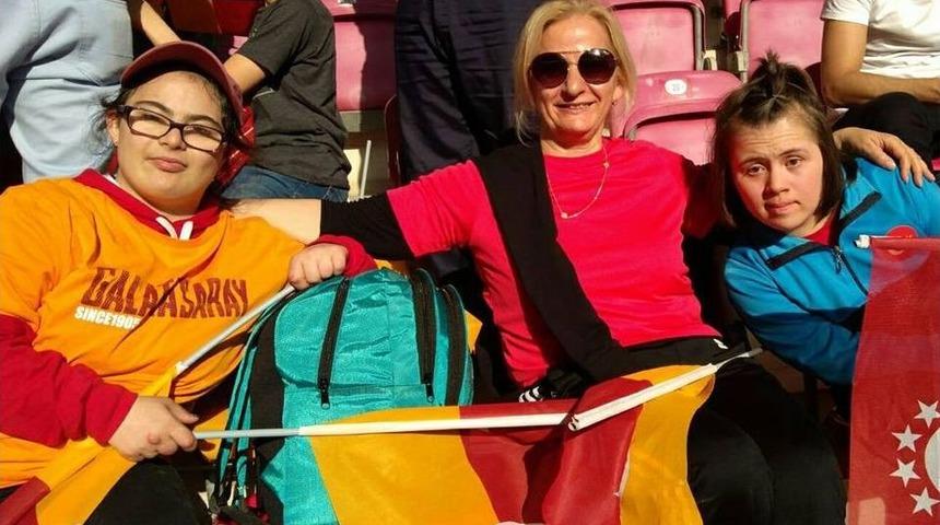 &Ouml;zel Sporcular Derbi Heyecanı Yaşadı