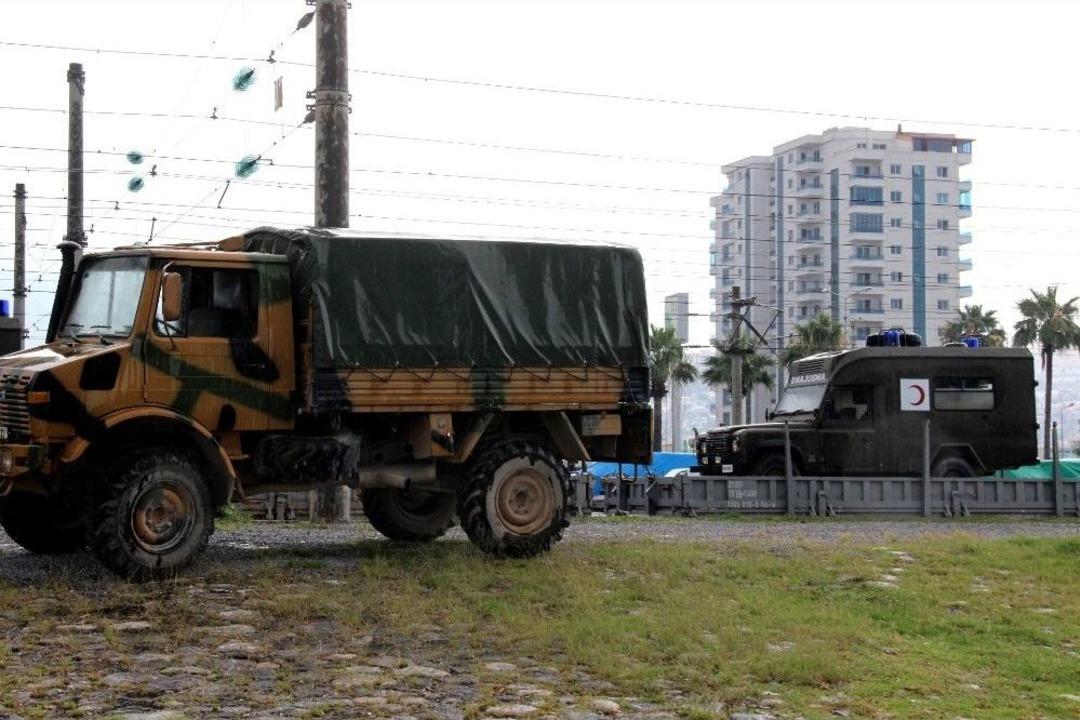 Afrin&rsquo;de Askeri Ara&ccedil;larda N&ouml;bet Değişimi