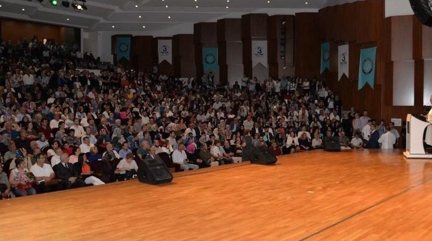 Uludağ &Uuml;niversitesi&rsquo;nde Diploma T&ouml;renleri Başladı