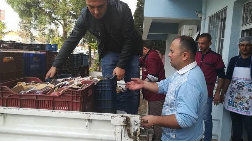 Yardımlar Mehmet&ccedil;iğe Ulaştı