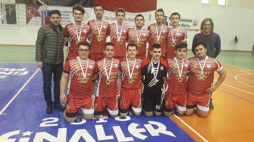 Genç Voleybolcular Simav’ın Gururu Oldu