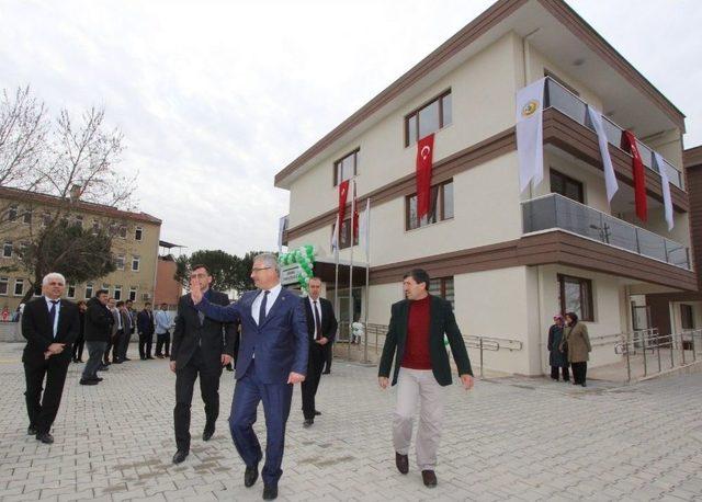 Saruhanlı Orman İşletme Şefliği Binası Hizmete A&ccedil;ıldı 1