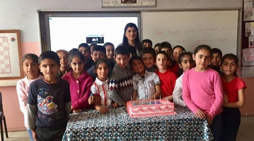 Ağrı Fatih Sultan Mehmet İlkokulu’nda Mezuniyet Heyecanı