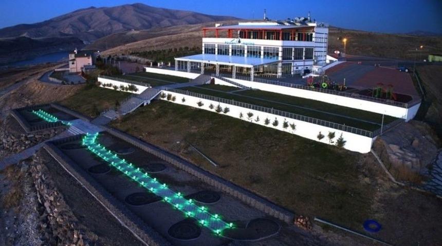 &Ccedil;olakbayrakdar, "yatırımlarla Kuş&ccedil;u&rsquo;ya Ayrı Bir G&uuml;zellik Kattık"