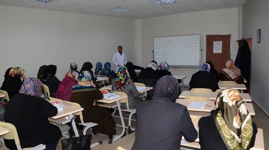 Okuma Yazma Seferberliğine Paland&ouml;ken Belediyesi&rsquo;nden B&uuml;y&uuml;k Destek