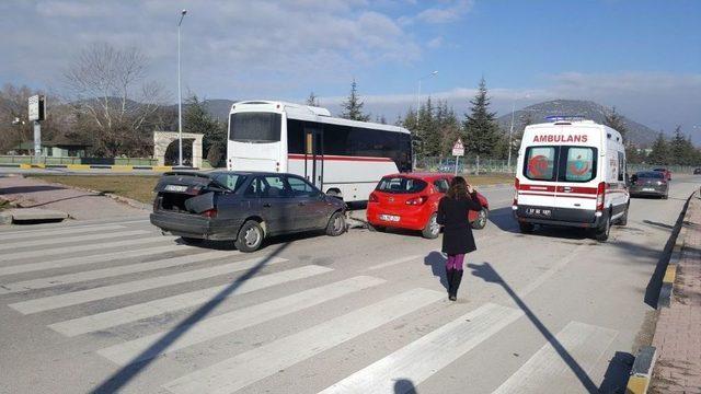 Isparta’da Trafik Kazası: 1 Yaralı