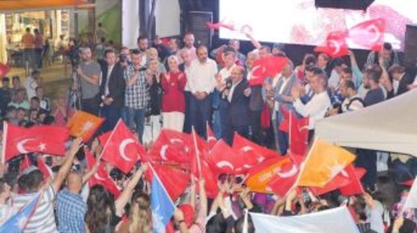 G&uuml;mr&uuml;k&ccedil;&uuml;oğlu: &ldquo;trabzon Kazandı, T&uuml;rkiye Kazandı&rdquo;