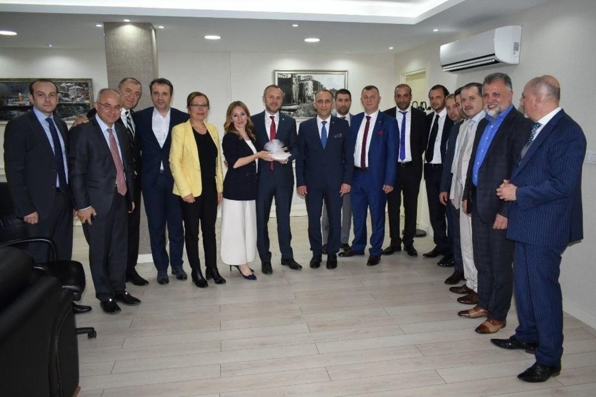 Keleş Ve Ekibine Ziyaretler S&uuml;r&uuml;yor