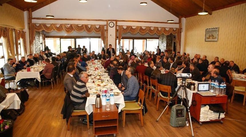 Fadıloğlu, İlkokul M&uuml;d&uuml;rleriyle Bir Araya Geldi