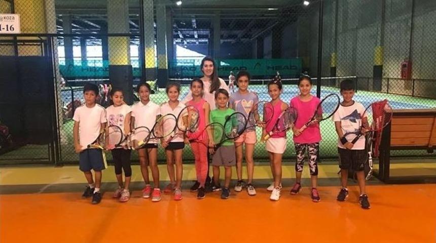 Tekirdağ&rsquo;ın Minik Tenis&ccedil;ileri İatanbul&rsquo;dan Başarı İle D&ouml;nd&uuml;