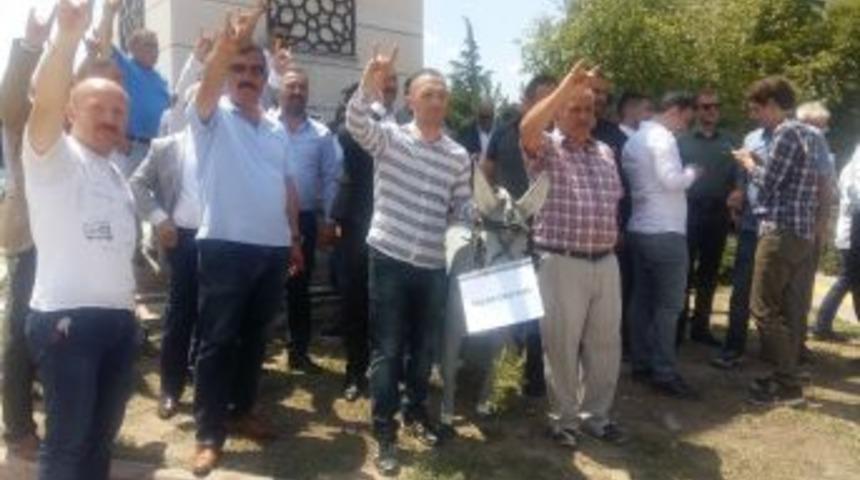&Uuml;lk&uuml;c&uuml;ler&rsquo;den Yaşar Okuyan&rsquo;a İlgin&ccedil; Protesto