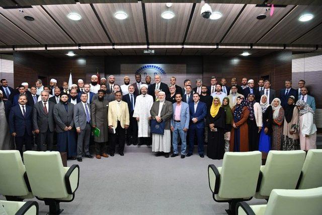 Diyanet İşleri Başkanı Erbaş, Abd’li Müslüman Heyeti Kabul Etti