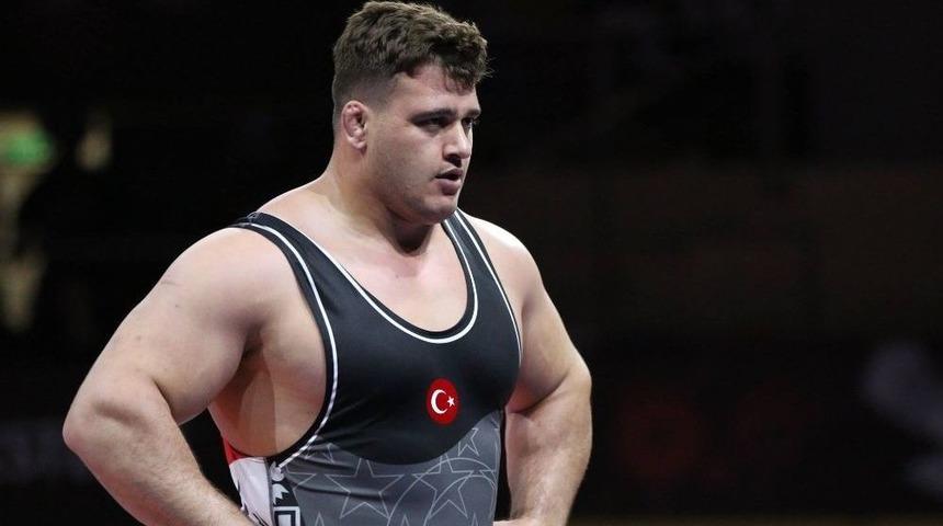 Rıza Kayaalp Finalde