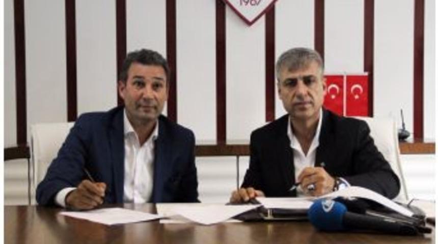 Orhan Kaynak Resmen Elazığspor&rsquo;da