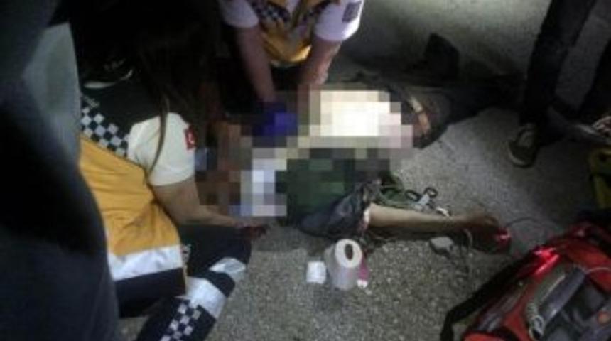 Otomobilin &Ccedil;arptığı Yaya Hastanede Hayatını Kaybetti