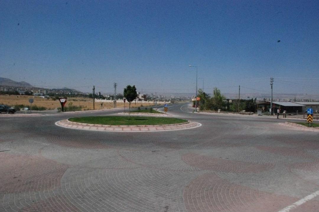 Melikgazi Belediyesi 11 Bin Metrekare Y&uuml;kseltilmiş Kavşak Ve Kasis Yapacak