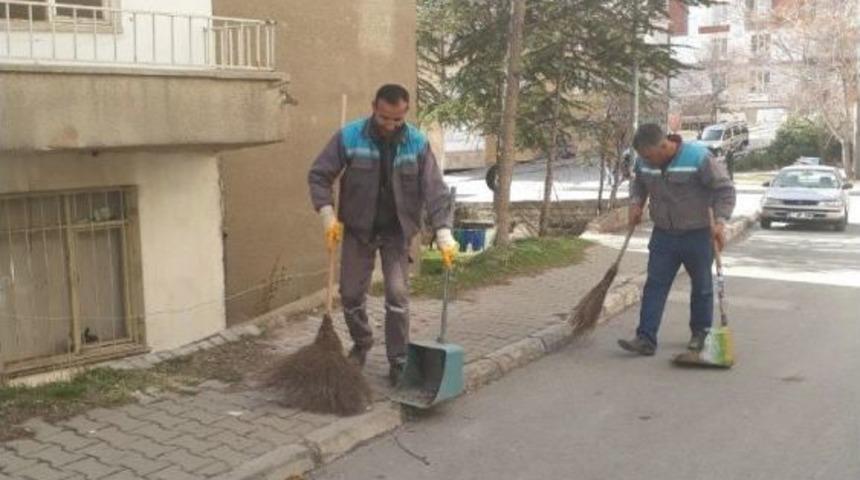 Niğde Belediyesi Mahallelerde Genel Temizlik &Ccedil;alışması Başlattı