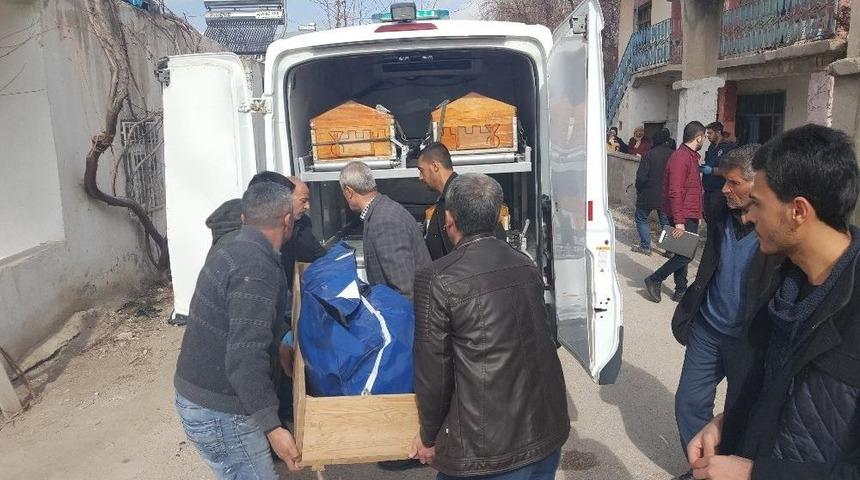 Yaşlı Kadın Evinde &Ouml;l&uuml; Bulundu