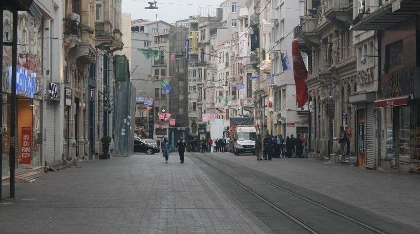 İstiklal Caddesi&rsquo;nde 1 Mayıs Sessizliği