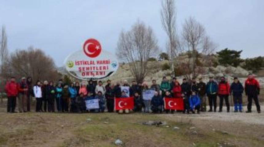 Afdos&rsquo;lu Sporcular Askerler Ve Şehitler İ&ccedil;in Y&uuml;r&uuml;d&uuml;