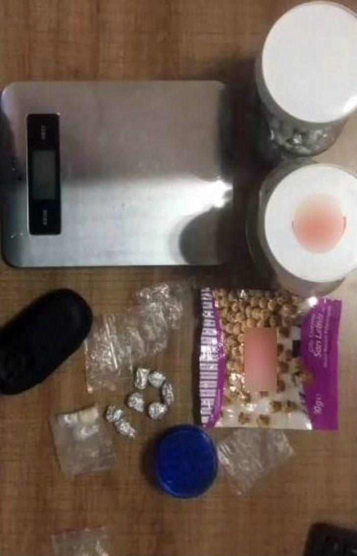 Dedektör Köpeğin Tepki Verdiği Tekerden 400 Bin Tl’lik Uyuşturucu Çıktı G2